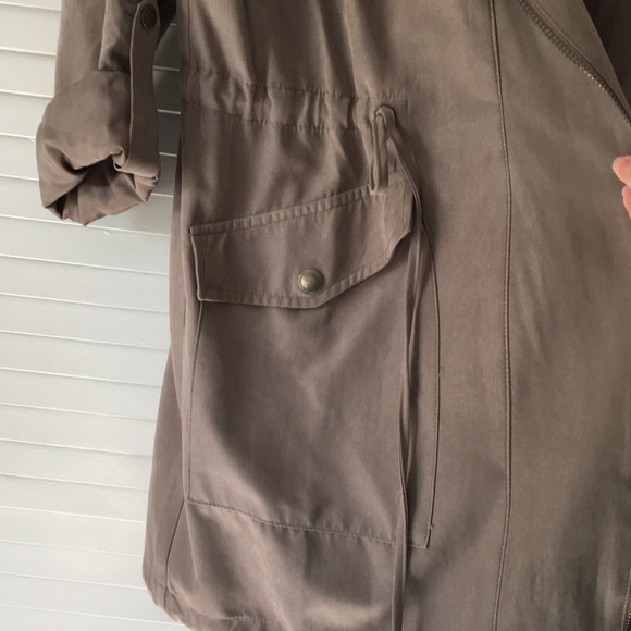 Modern Trench Coat in Dark Greige Color (Size M) - Picture 3 of 7